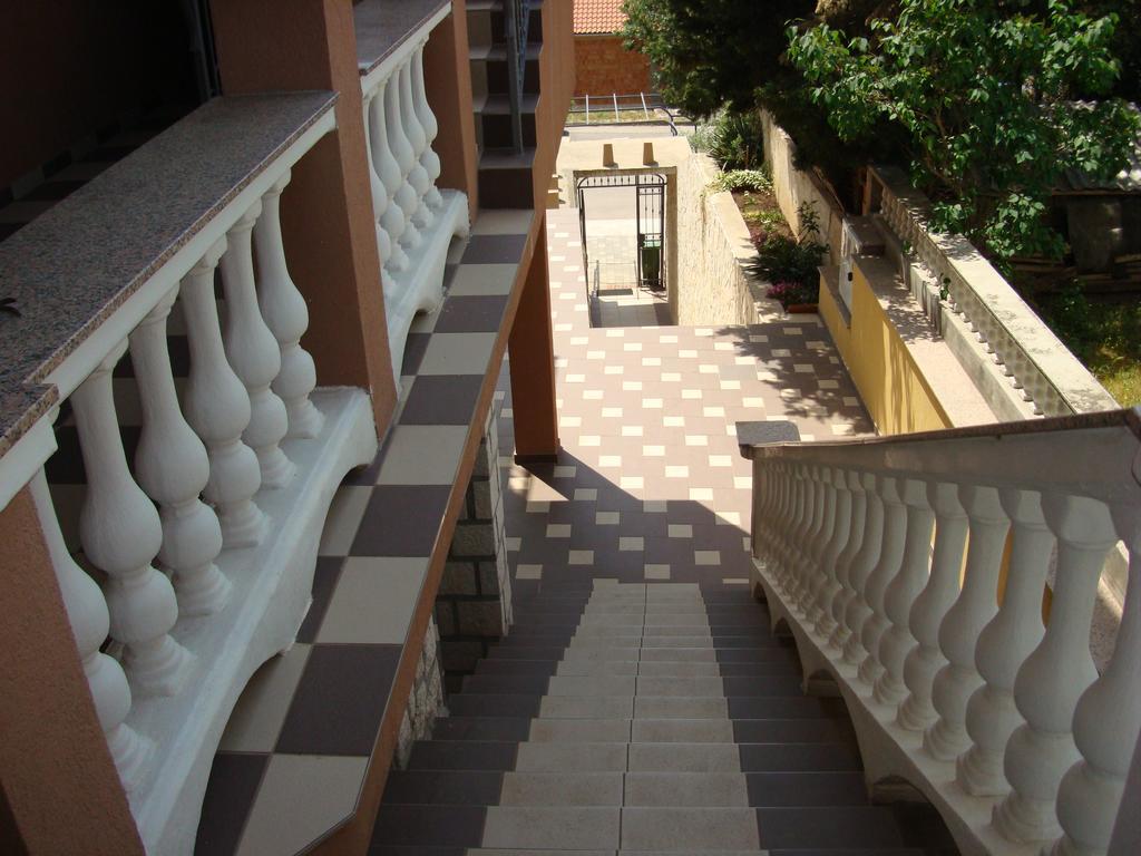 Apartments Klara Novi Vinodolski Εξωτερικό φωτογραφία