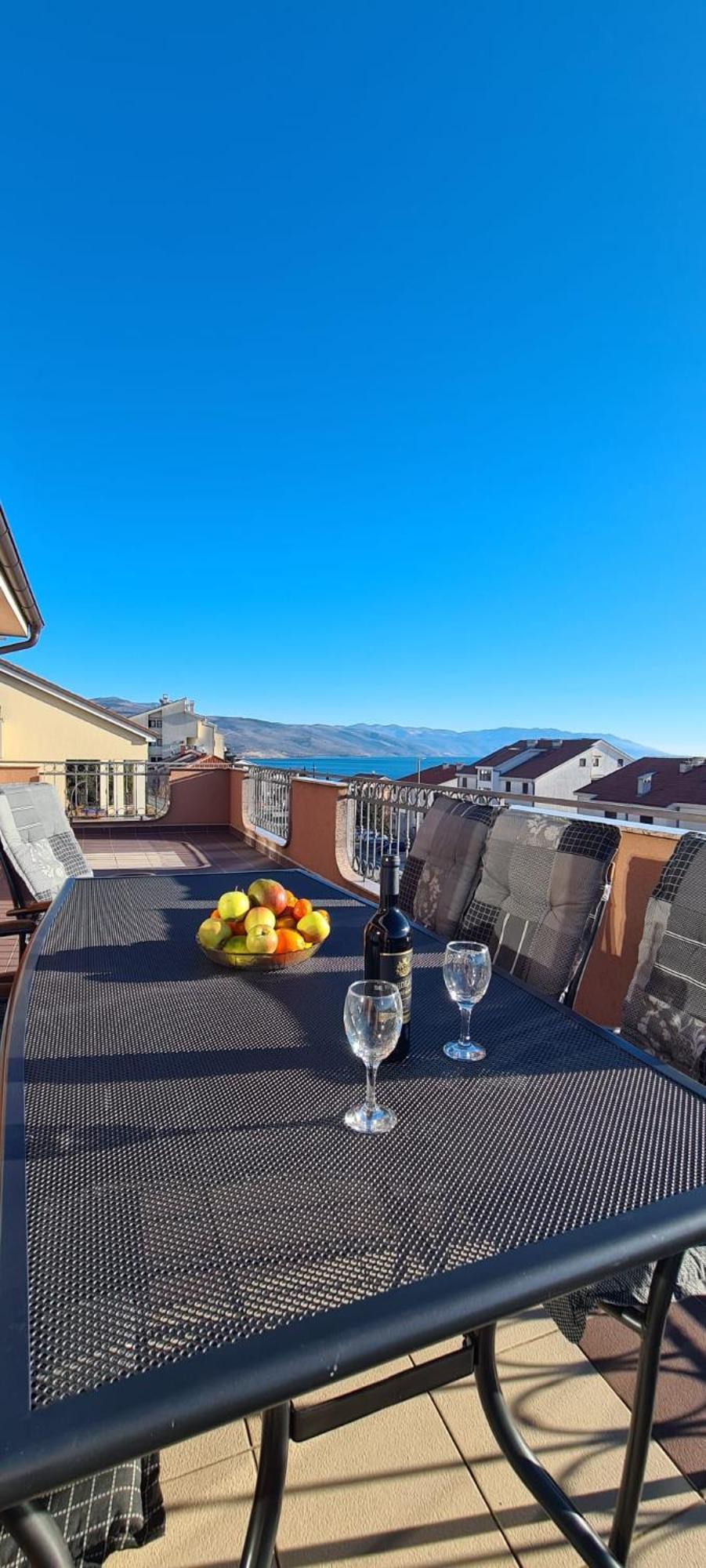 Apartments Klara Novi Vinodolski Εξωτερικό φωτογραφία