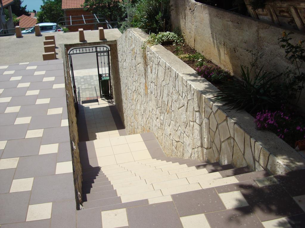 Apartments Klara Novi Vinodolski Εξωτερικό φωτογραφία